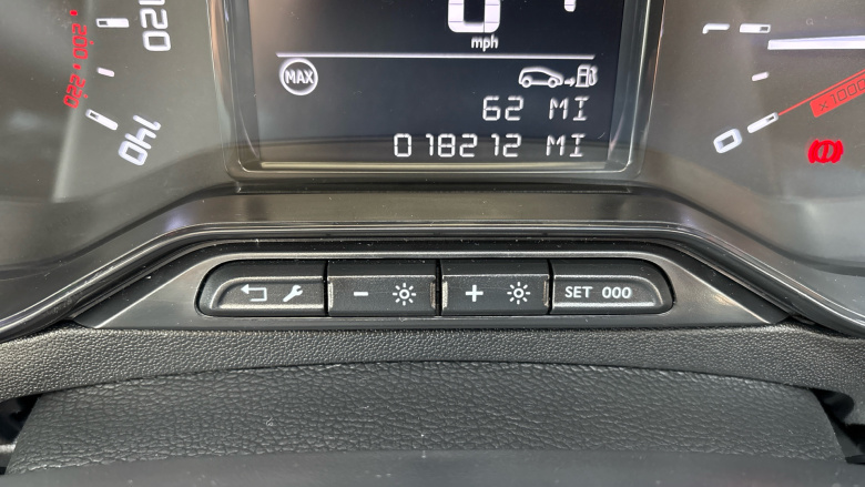 Citroen C3 1.2 PureTech 110 Plus 5dr EAT6 Petrol Hatchback